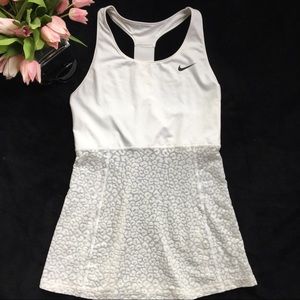 Nike racerback sport tank